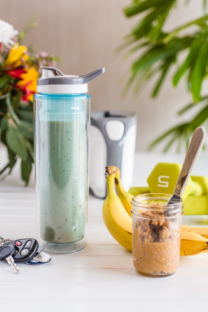 Peanut Butter and Banana Breakfast Smoothie