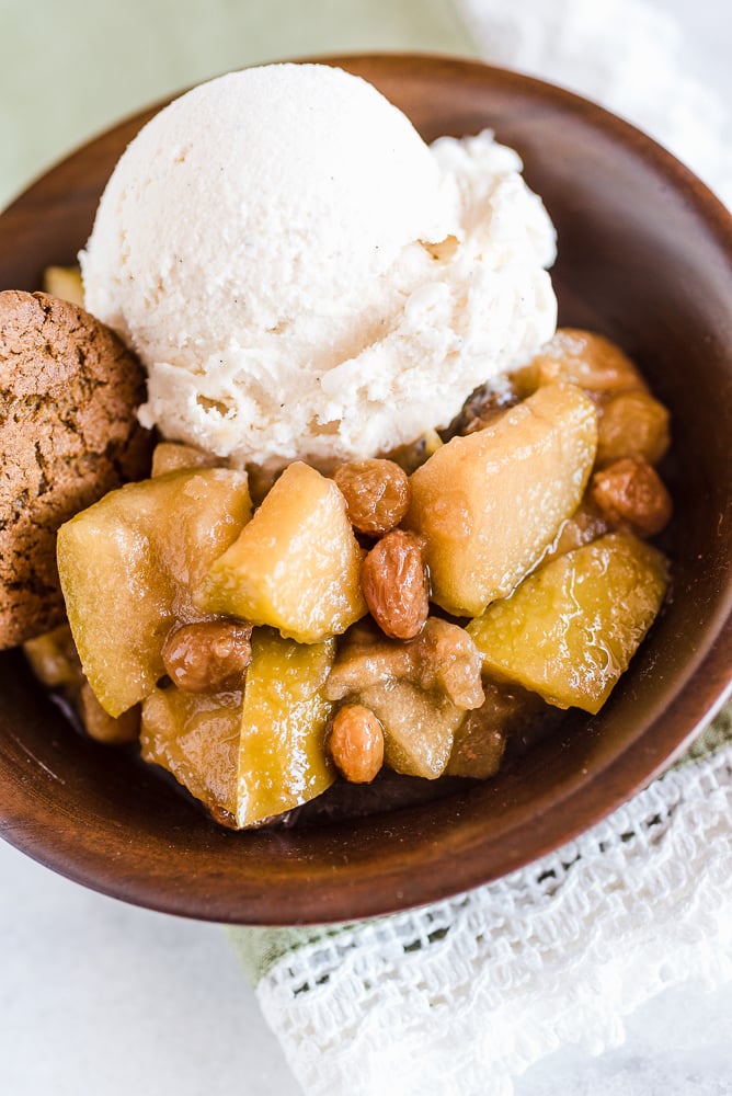 Slow Cooker Apple Ginger Compote