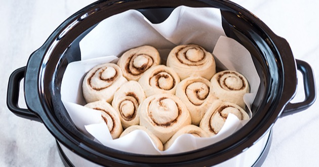 Blog for Slow cooker overnight cinnamon rolls