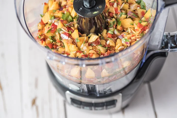 Blog for Making Peach Salsa in a Food Processor