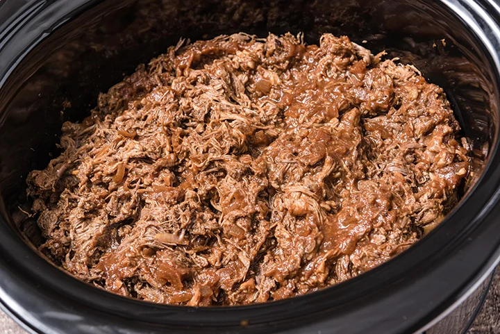 Slow Cooker Shredded Beef BBQ