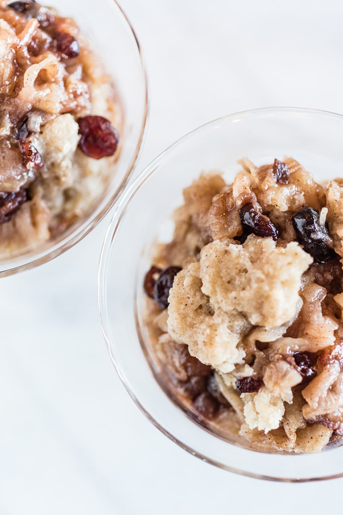 Slow Cooker Apple Cranberry Cobbler