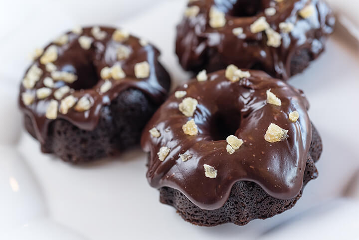 Holiday Desserts: Chocolate Gingerbread Mini Bundt Cakes