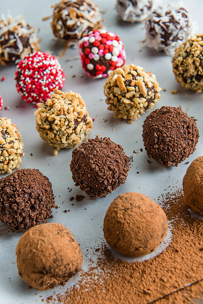 Valentine’s Day NoBake Chocolate Truffles